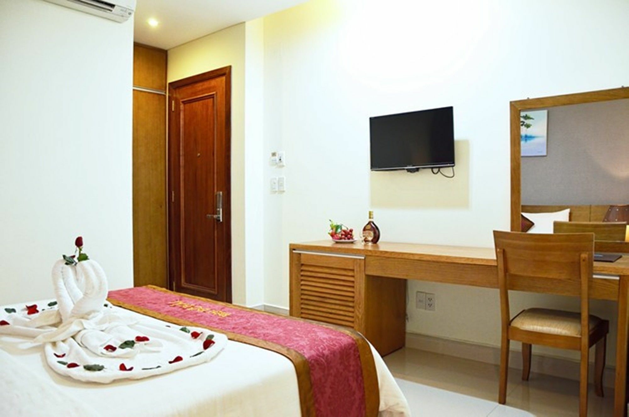 Doha Central Bliss Danang Hotel By Haviland Exteriör bild